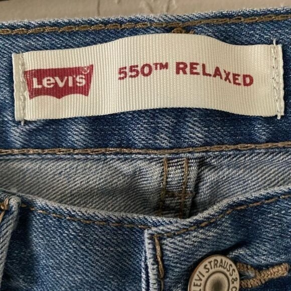 Levi’s 550 Relaxed Jeans 28x28 Boys Size 16 Reg Pre-Owned - Picture 4 of 10